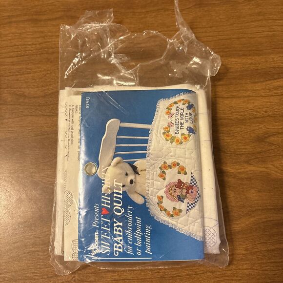 Vogart Sweet Hearts Baby Quilt Top 8743J For Embroidery Personalize It 32"X34" - Picture 5 of 6